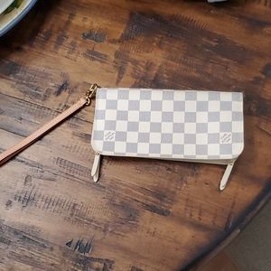 Louis Vuitton Wallet Clutch